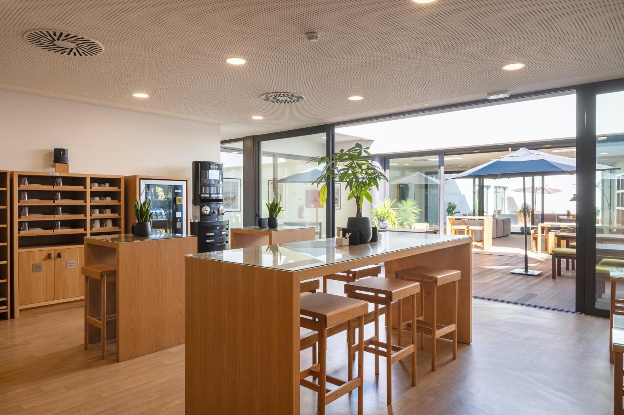 Bfresh Hotel - Padel, Pool & Fitness - Adults Only Porto Luaran gambar