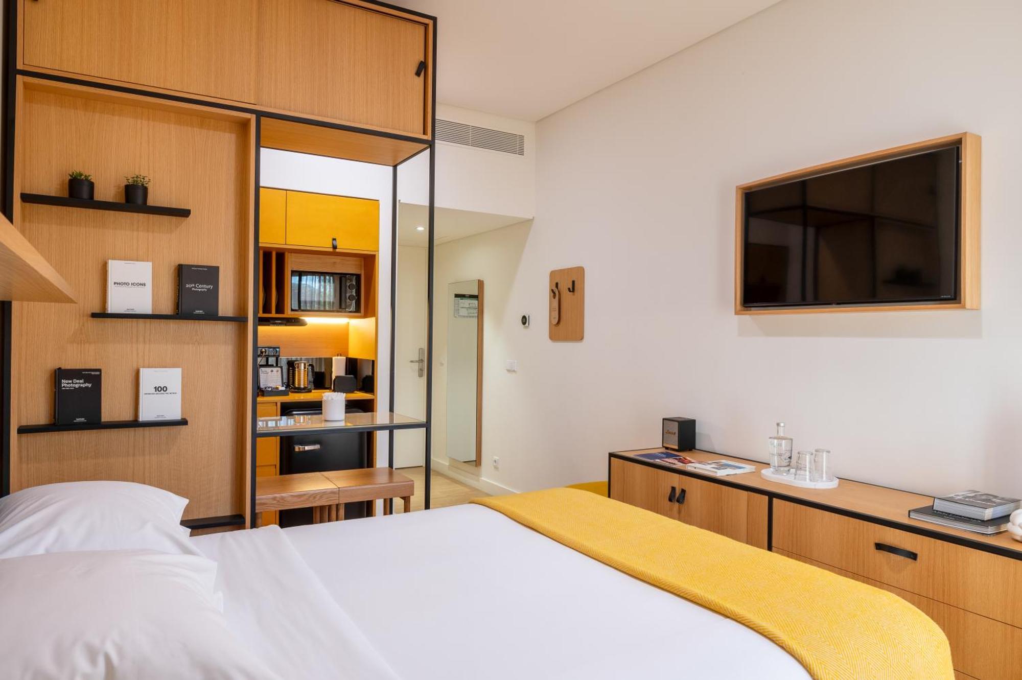 Bfresh Hotel - Padel, Pool & Fitness - Adults Only Porto Luaran gambar